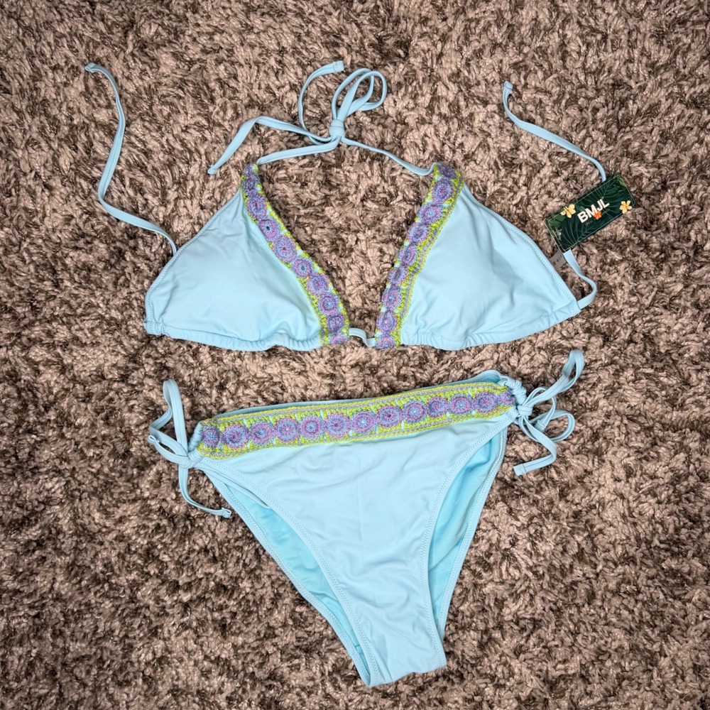 BMJL Bikini Swimsuit Womens Medium Light Blue Crochet Trim Adjustable 2 Piece